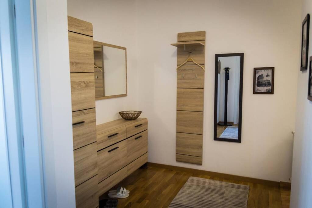 Fantasy Apartment Tuzla Esterno foto